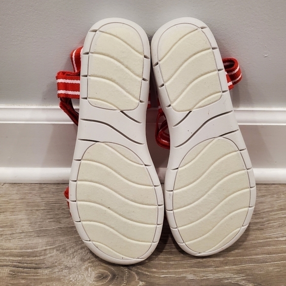 NEW London Fog Shore Club Strap Sandals - Picture 6 of 6